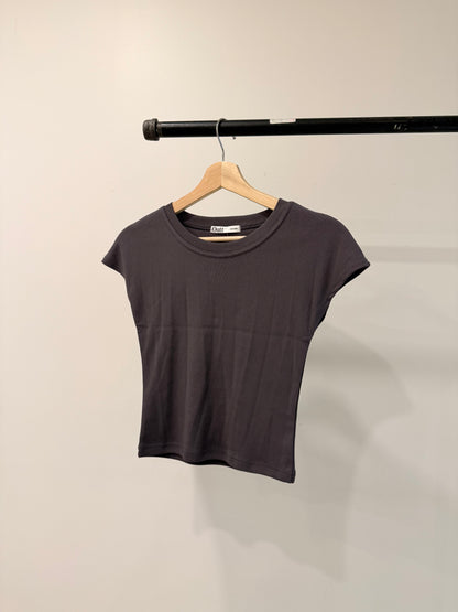 TORTO Capped sleeve tee