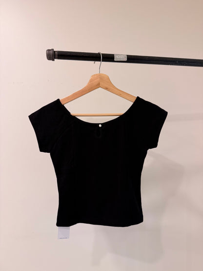 TABITHA Pearl button top