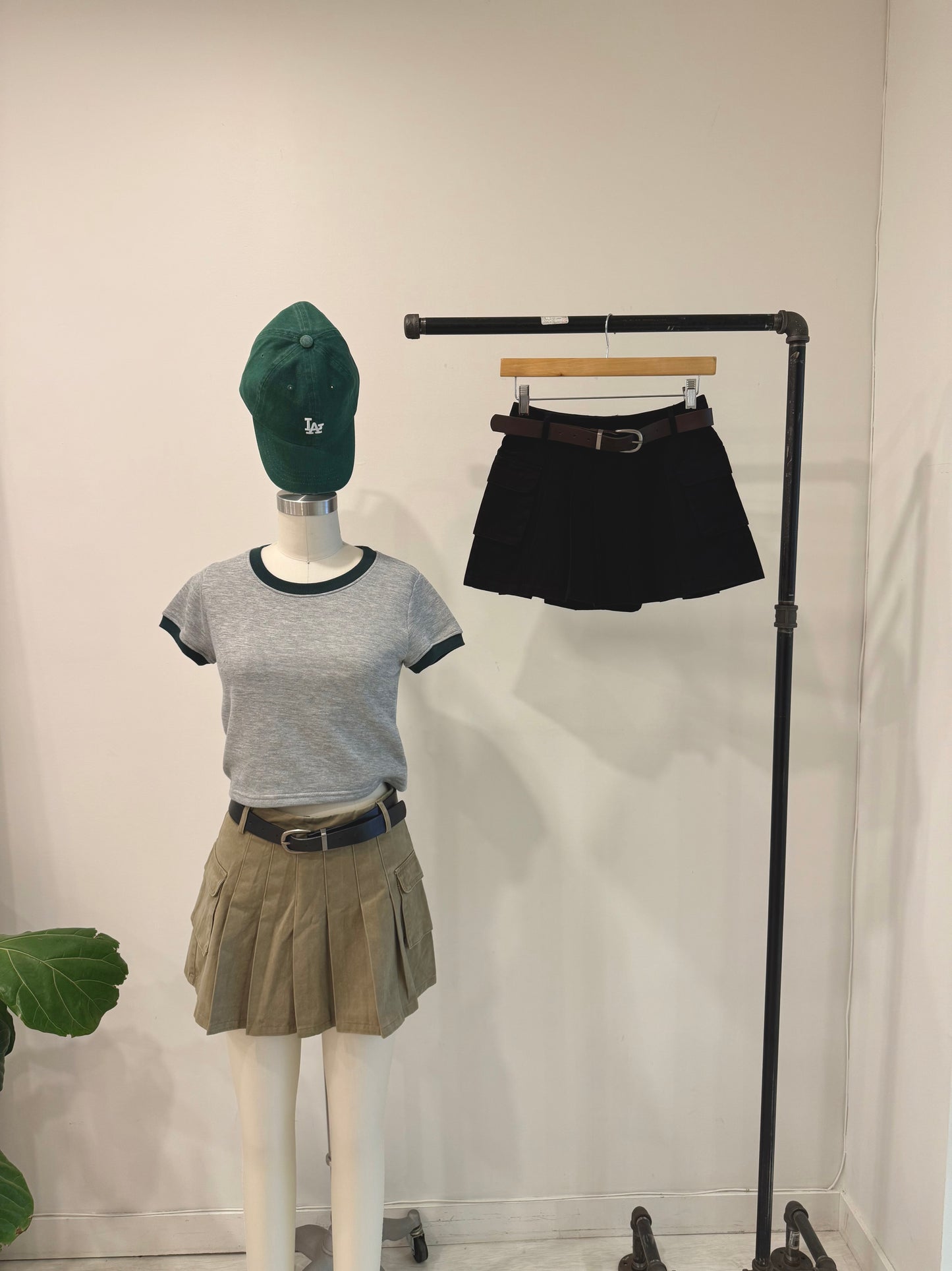 ZELLA Pleated mini cargo skirt