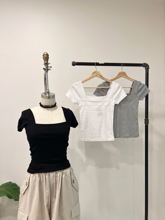 NARU Square-neckline tee