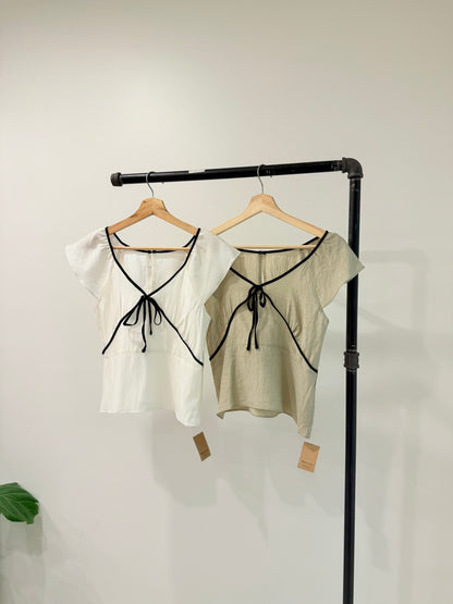 TRILL Contrast Piping top