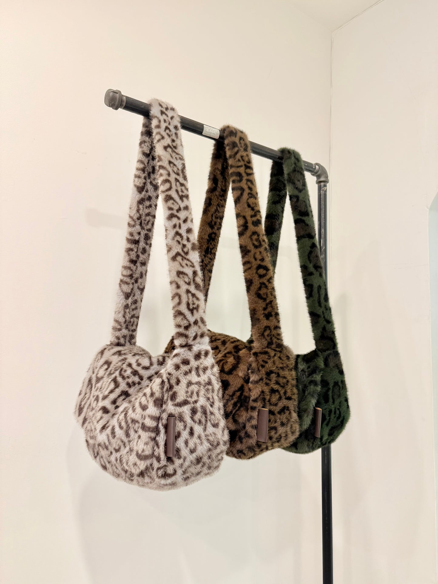 CREEP Cheetah fur bag