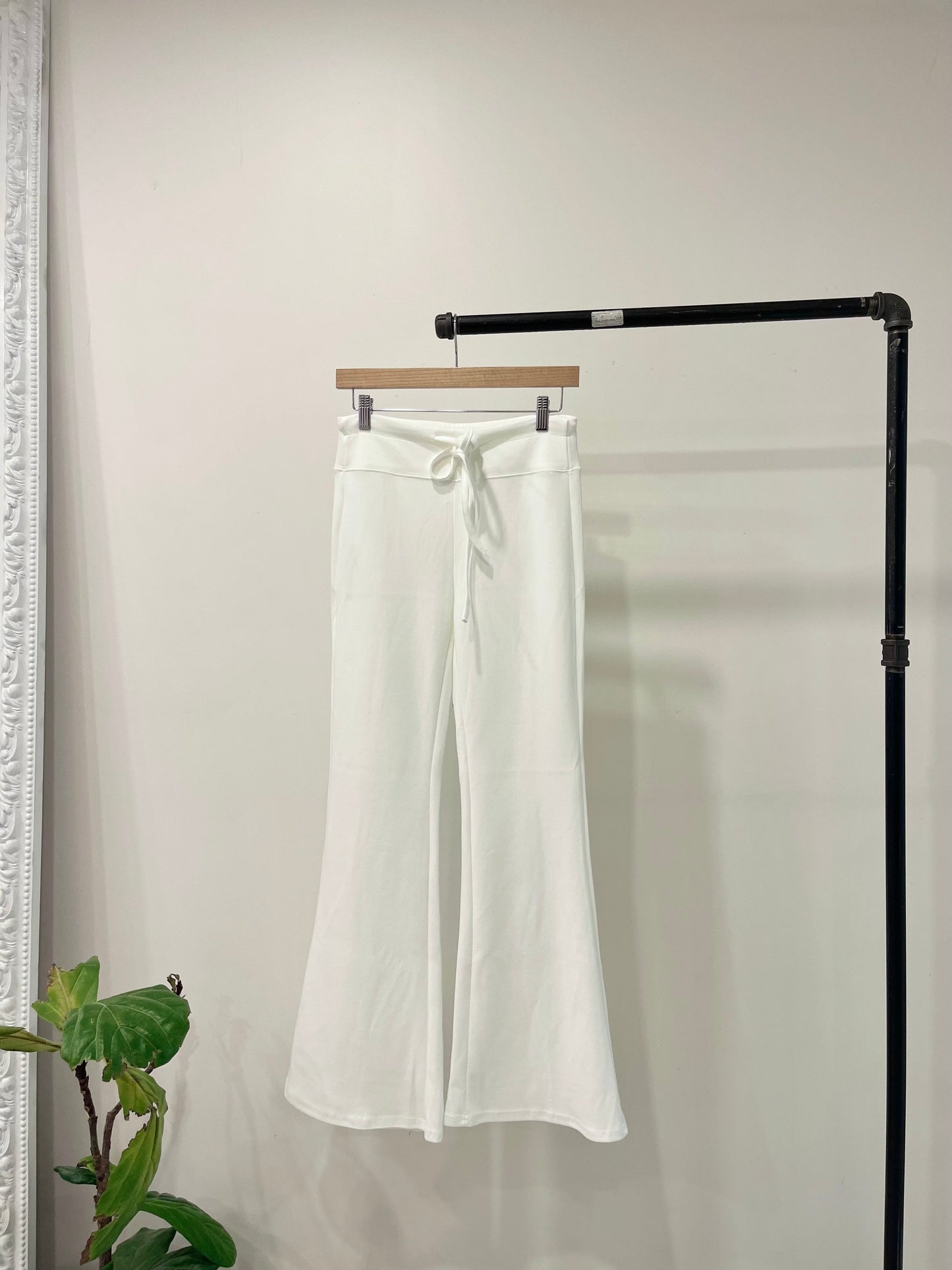 PHOEBE Low-rise bootcut lounge pants