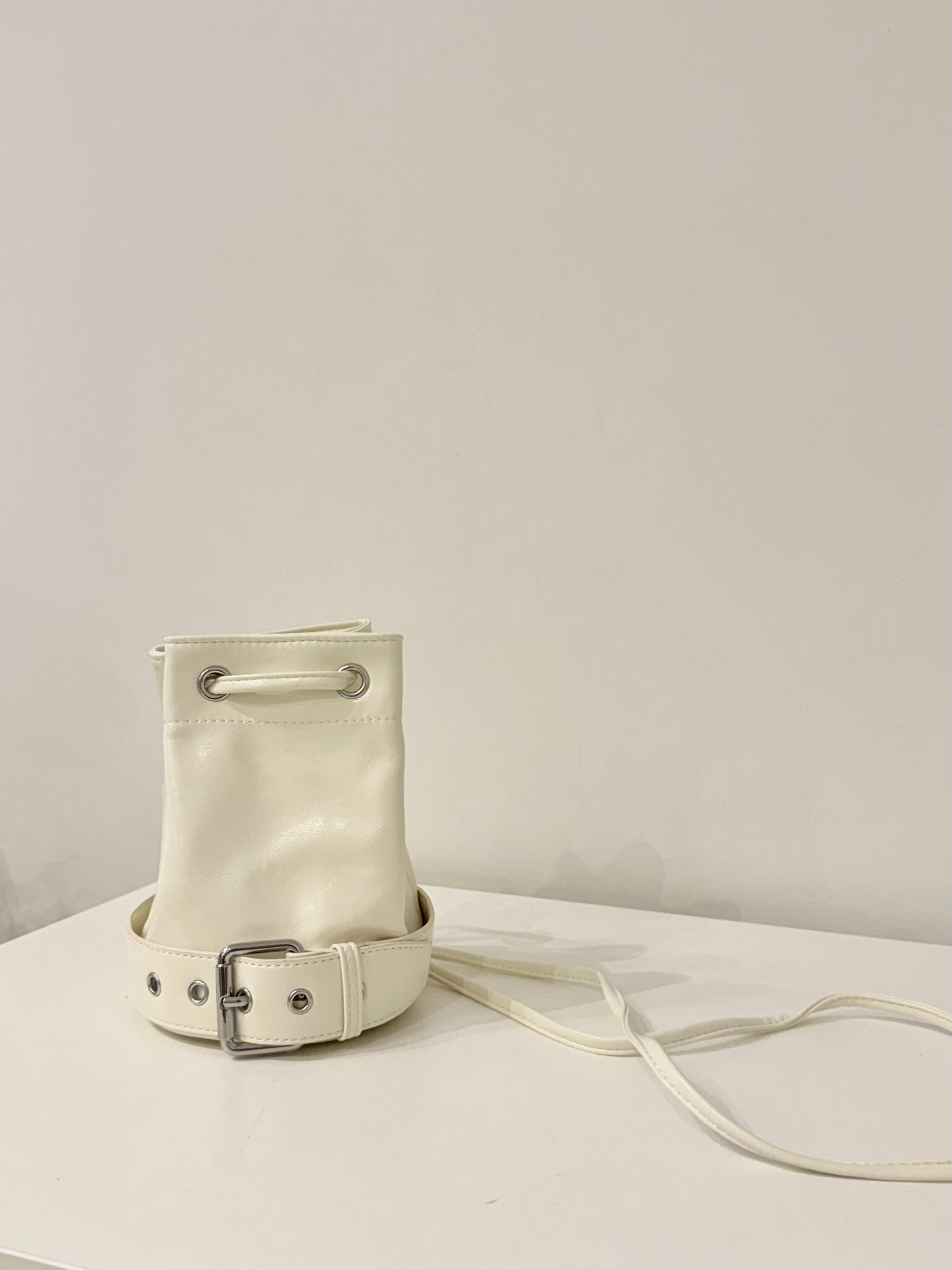 BITE Mini bucket bag