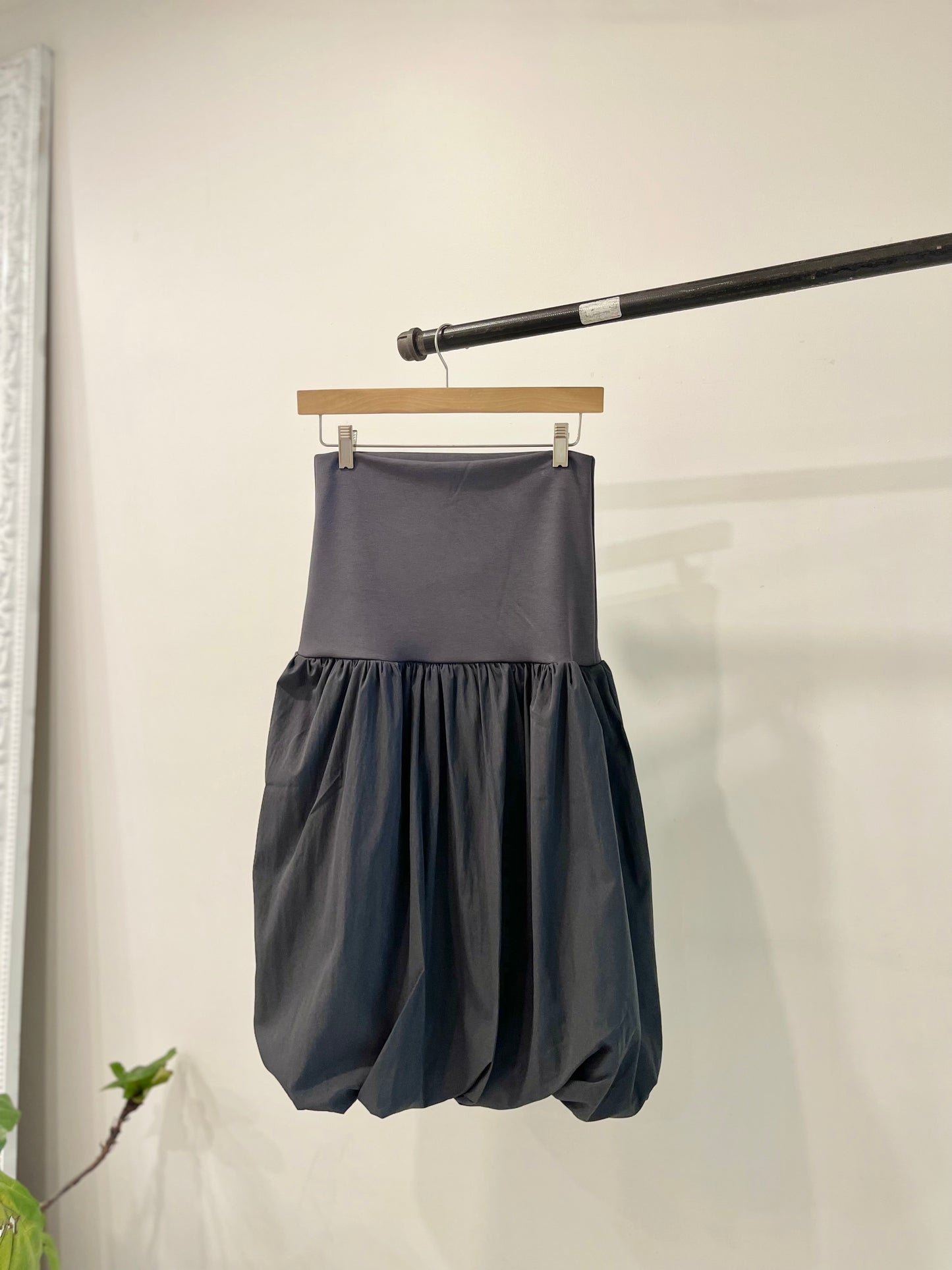 LUNA Balloon midi skirt