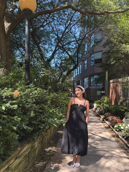 ELODIE Shirred maxi dress