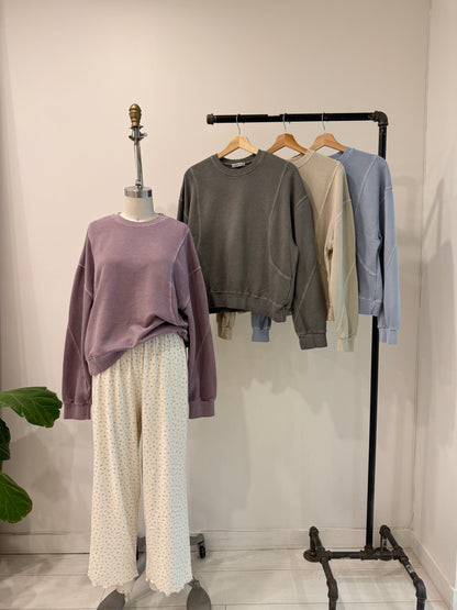 ROLL Sweatshirt