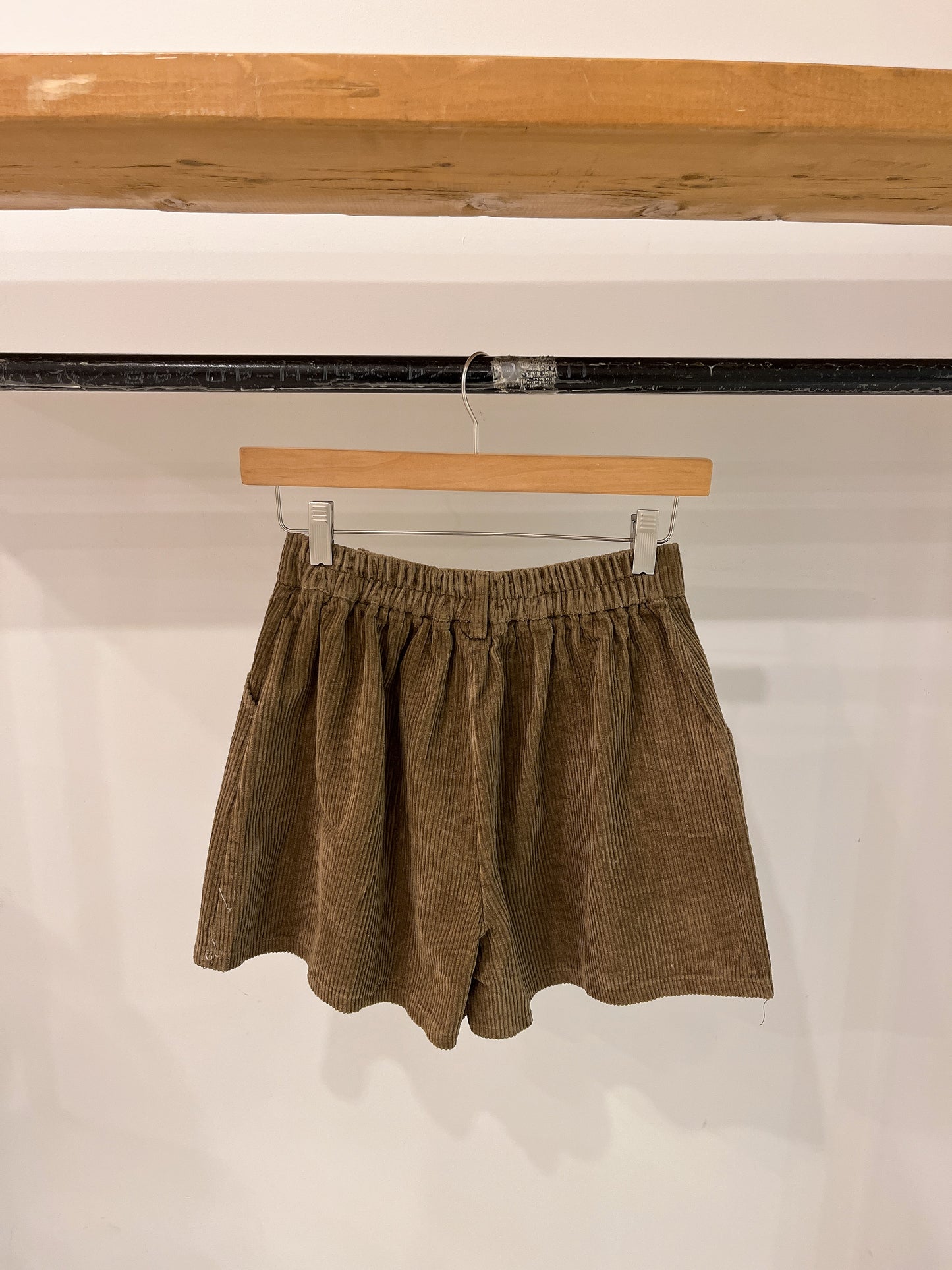 CODE Corduroy shorts