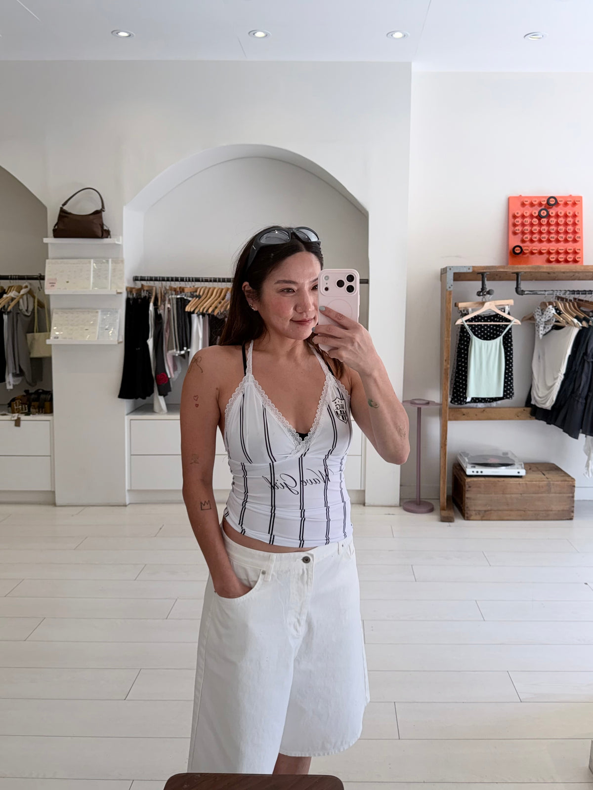 BILLIE Sporty halter top