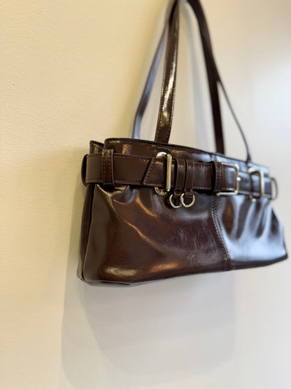 QUEST Belted shoulder bag