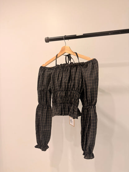 REASON Off shoulder blouse