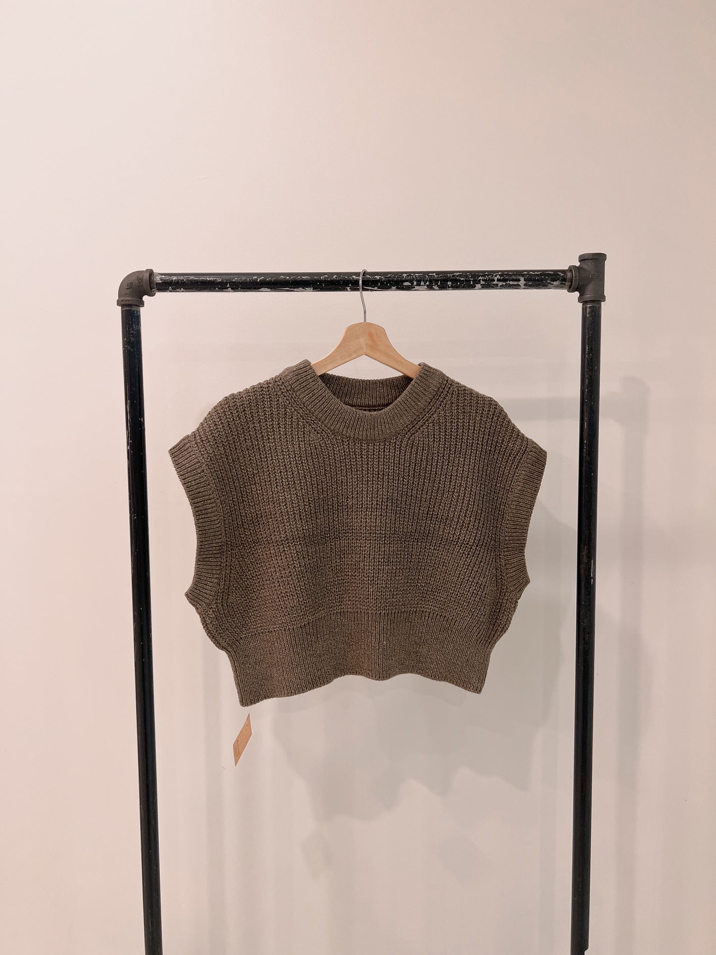 SEOUL Cropped knit vest