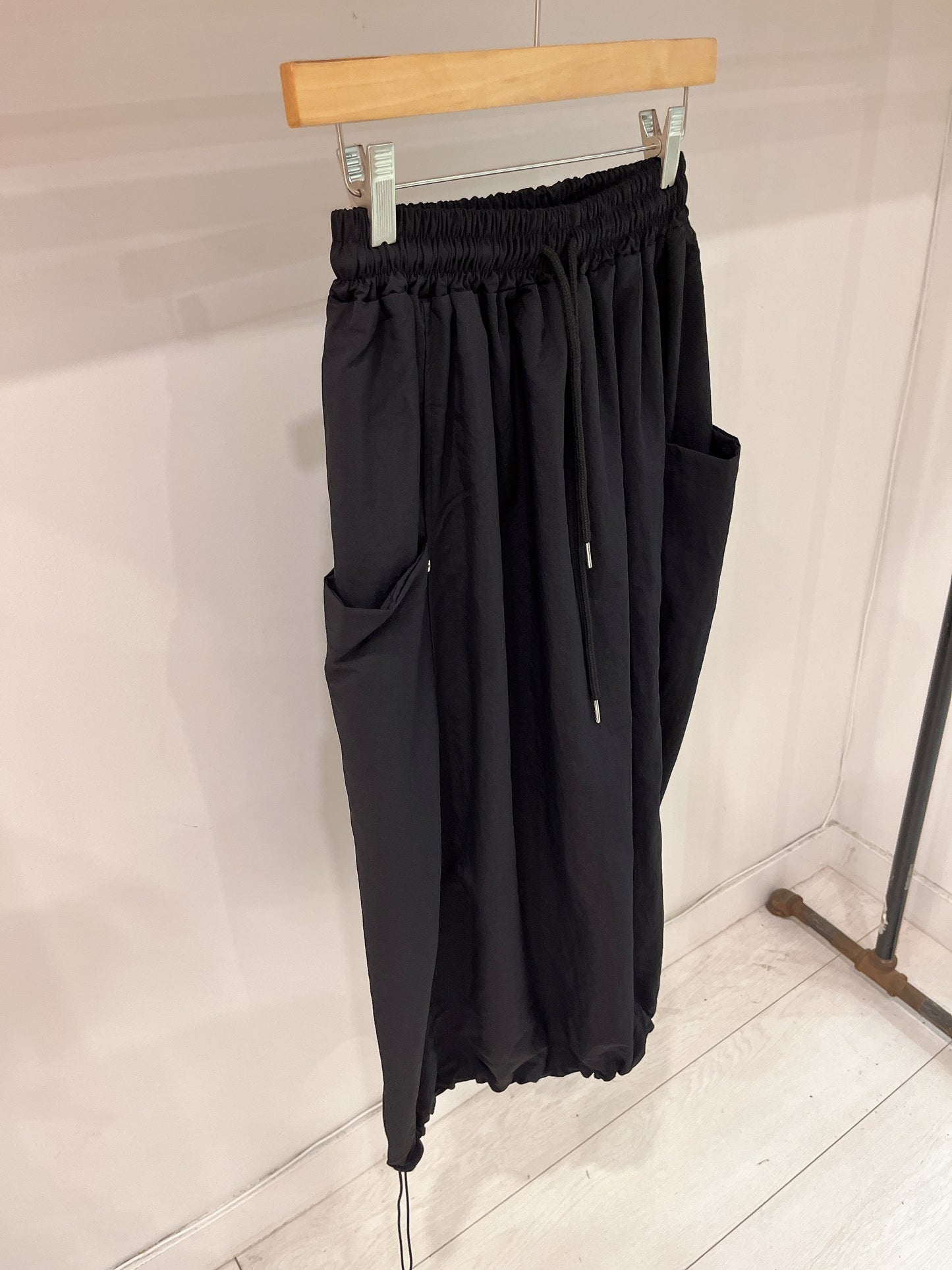 ROHA Balloon midi skirt