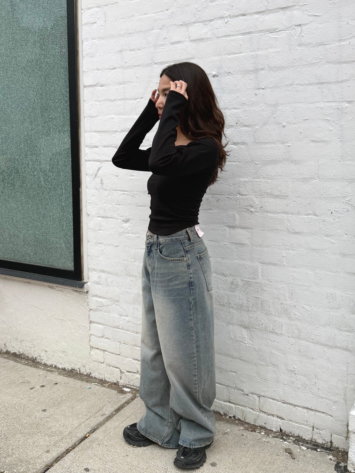 RUDY Belted neckline top