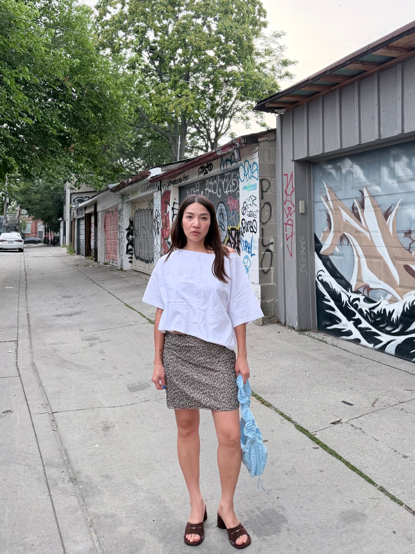 NOVA Off-shoulder tee