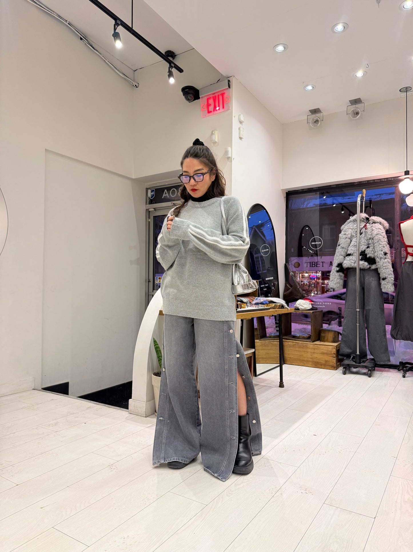 KENT Slit button fly jeans