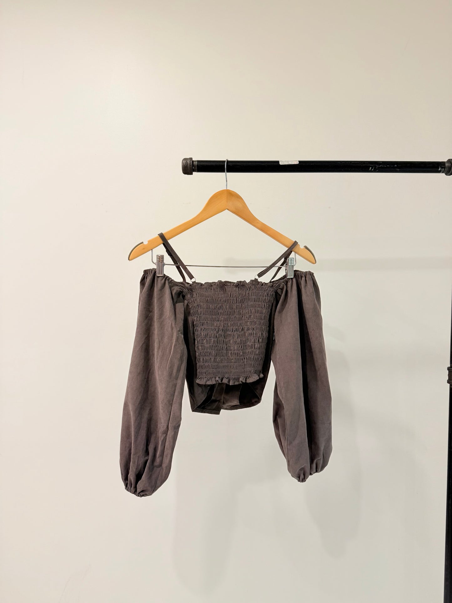 LOWE Off shoulder blouse