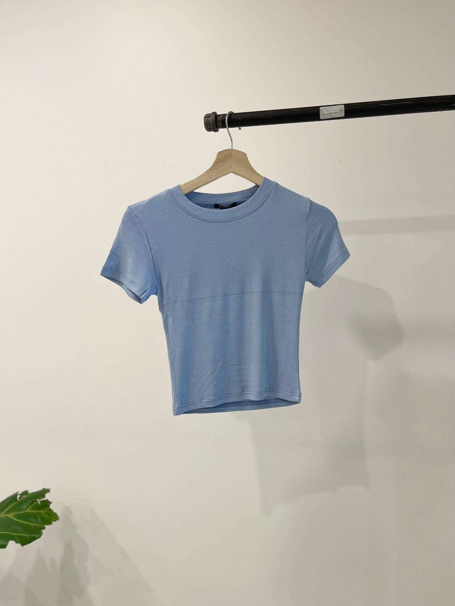 MOMI Soft ribbed top