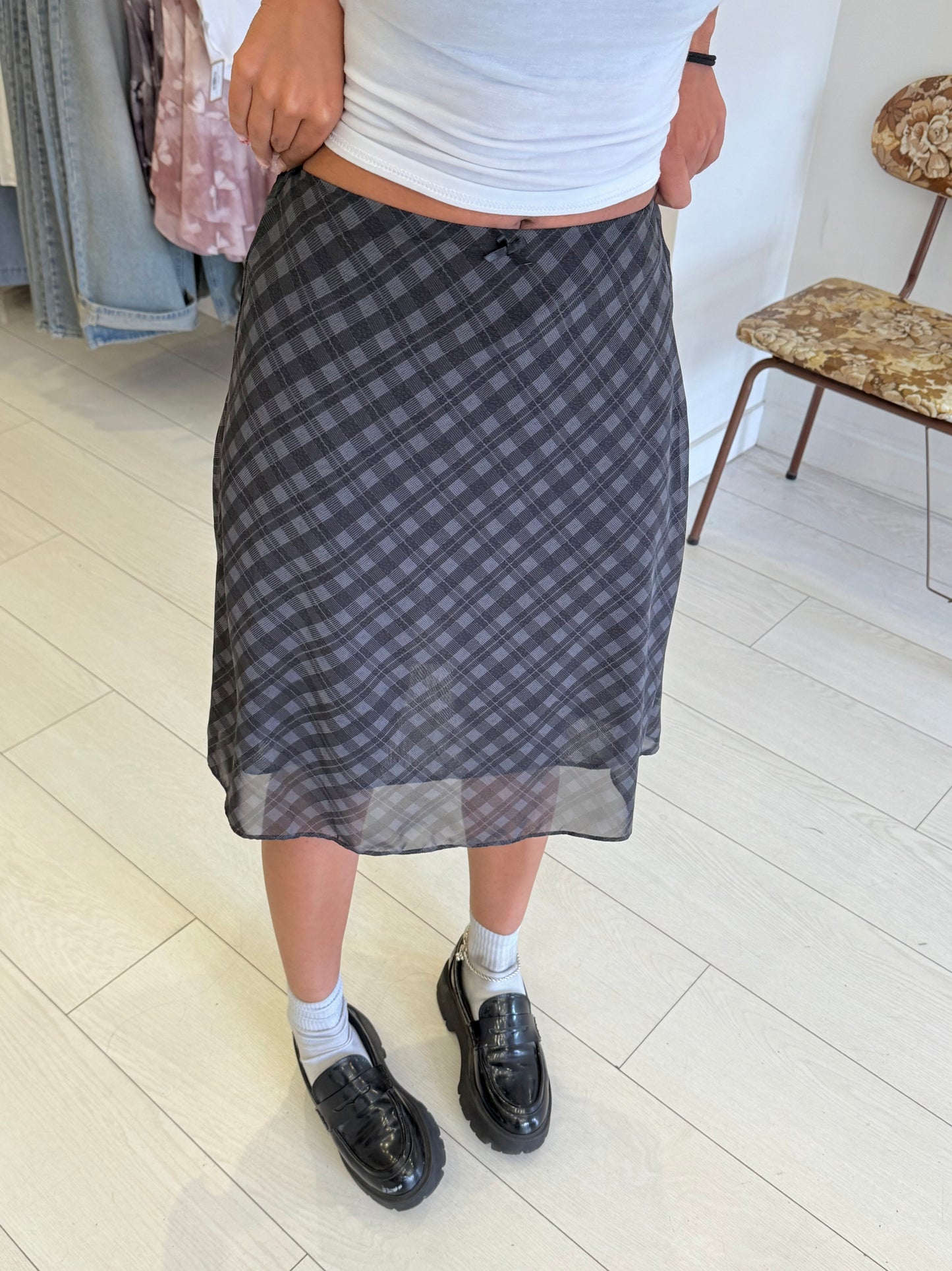 NOOR Plaid midi skirt