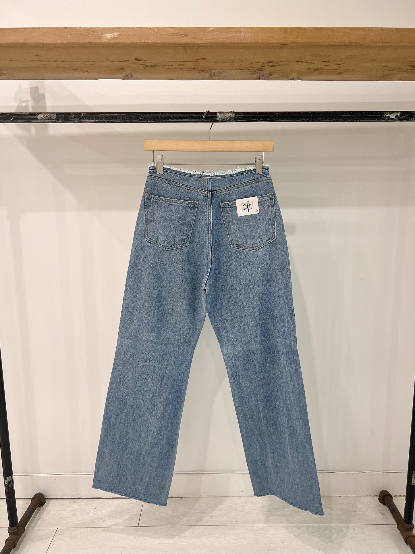 CORE Frayed waist jeans