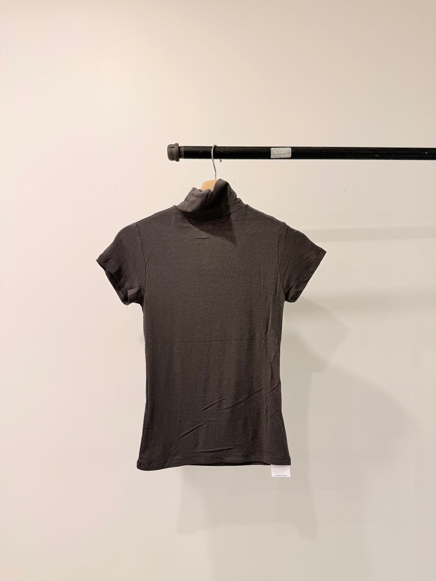 UNION Basic turtleneck top