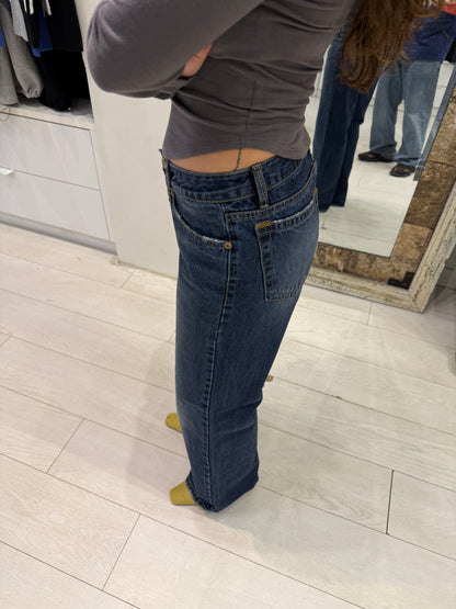 CLOSER Low rise jeans