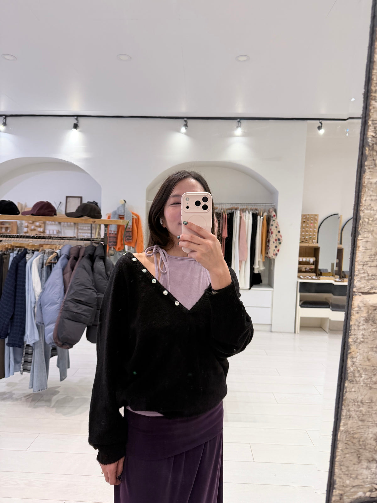 AGATHA Wool V-neckline sweater