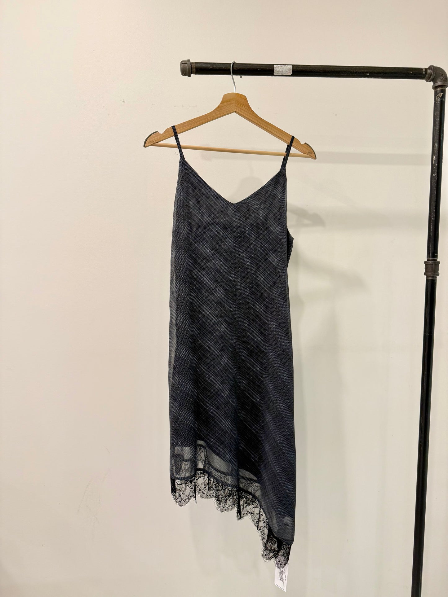 FEEL Asymmetric dress