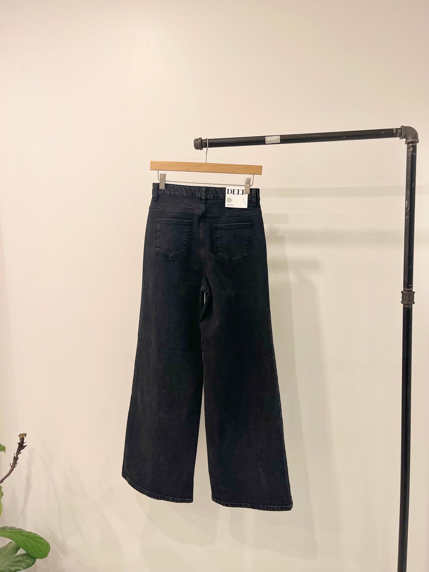 BLAKE Black washed jeans