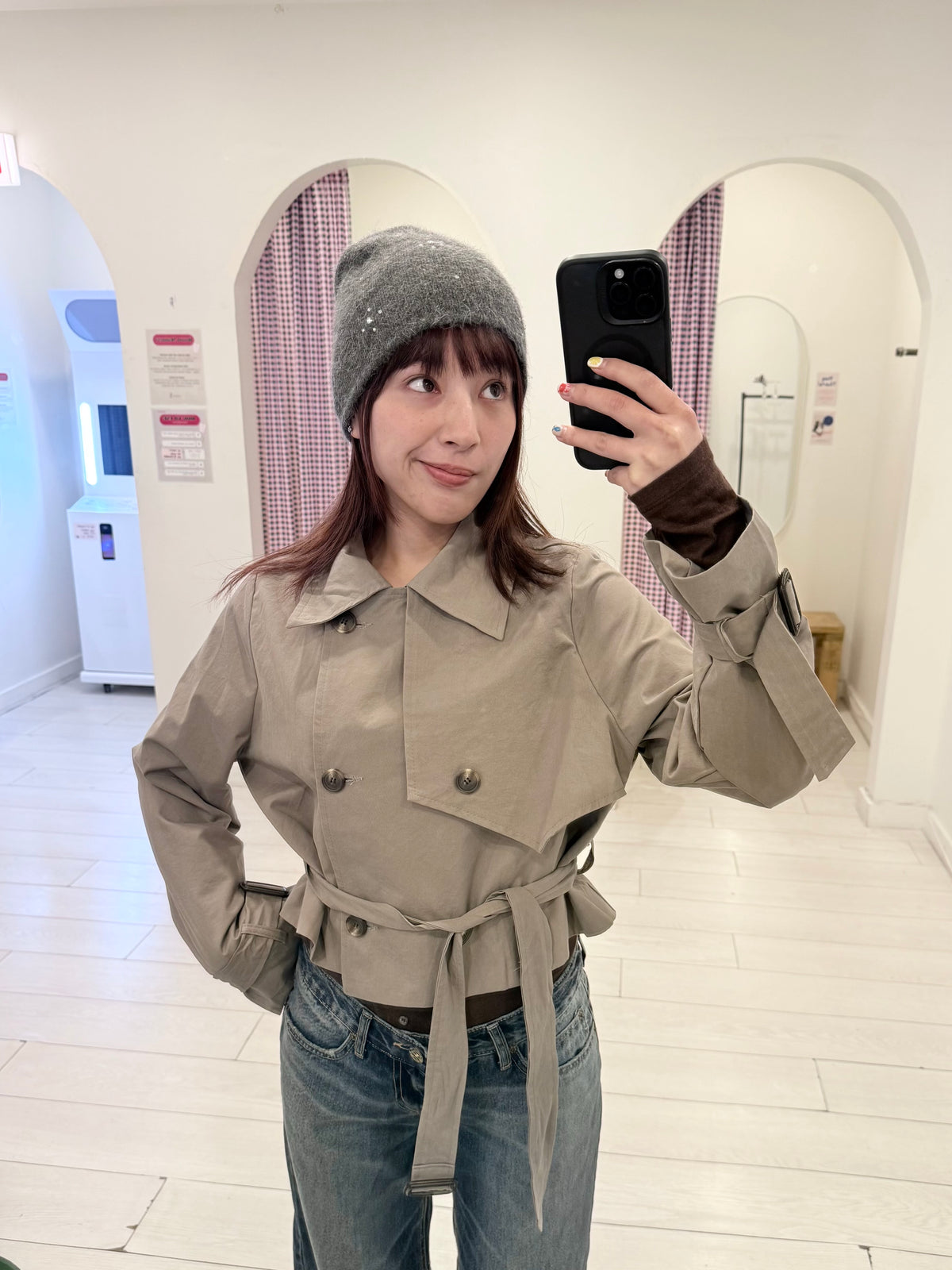 BETH Cropped trench