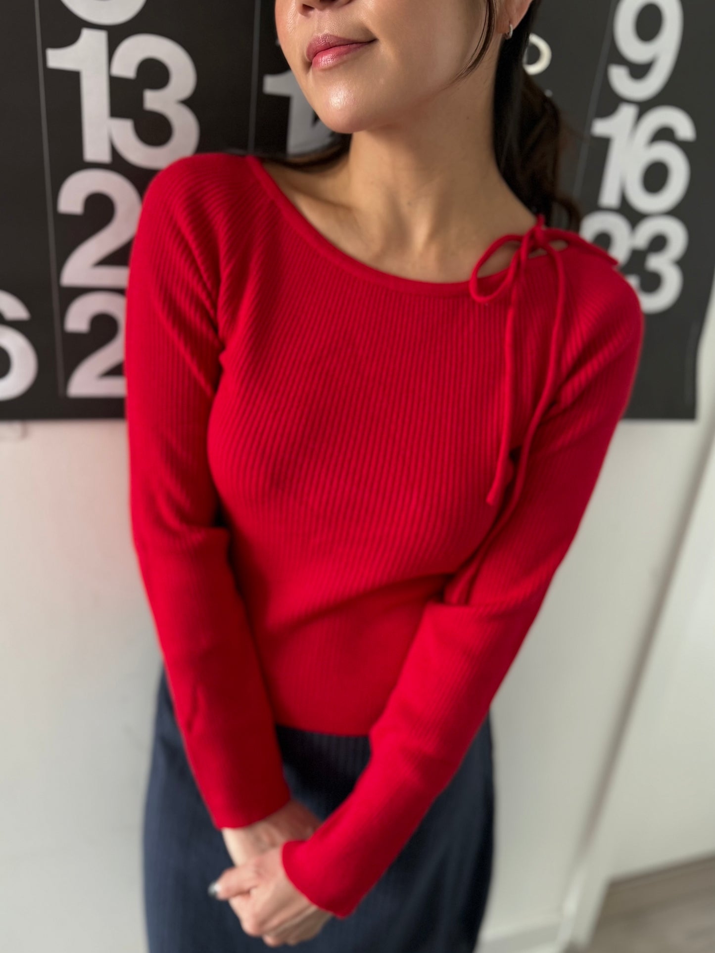 MELO Tie shoulder knit top