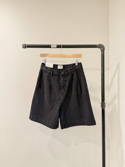 VOICE Black denim shorts