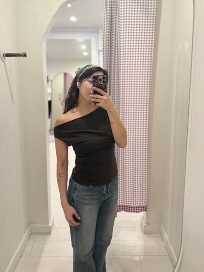 WELL Off shoulder top