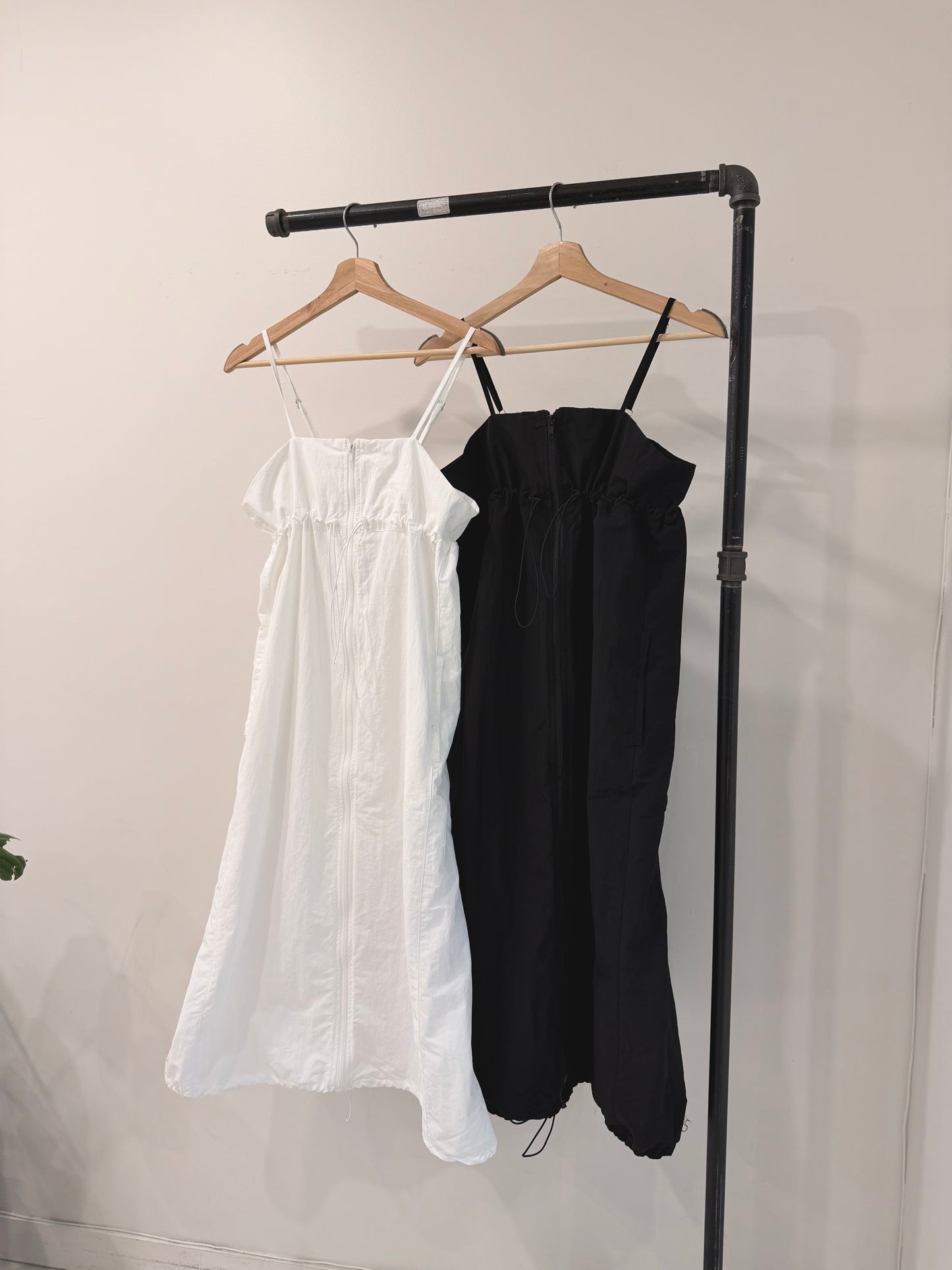 ELODIE Shirred maxi dress