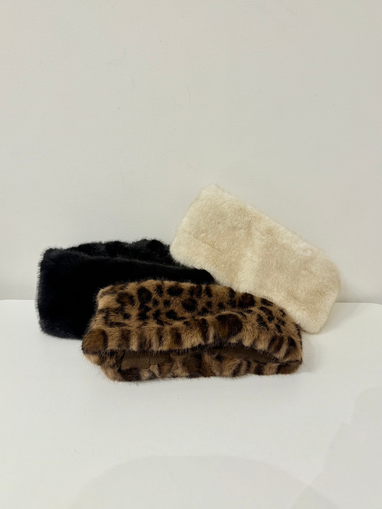 HUMMING Fur headband