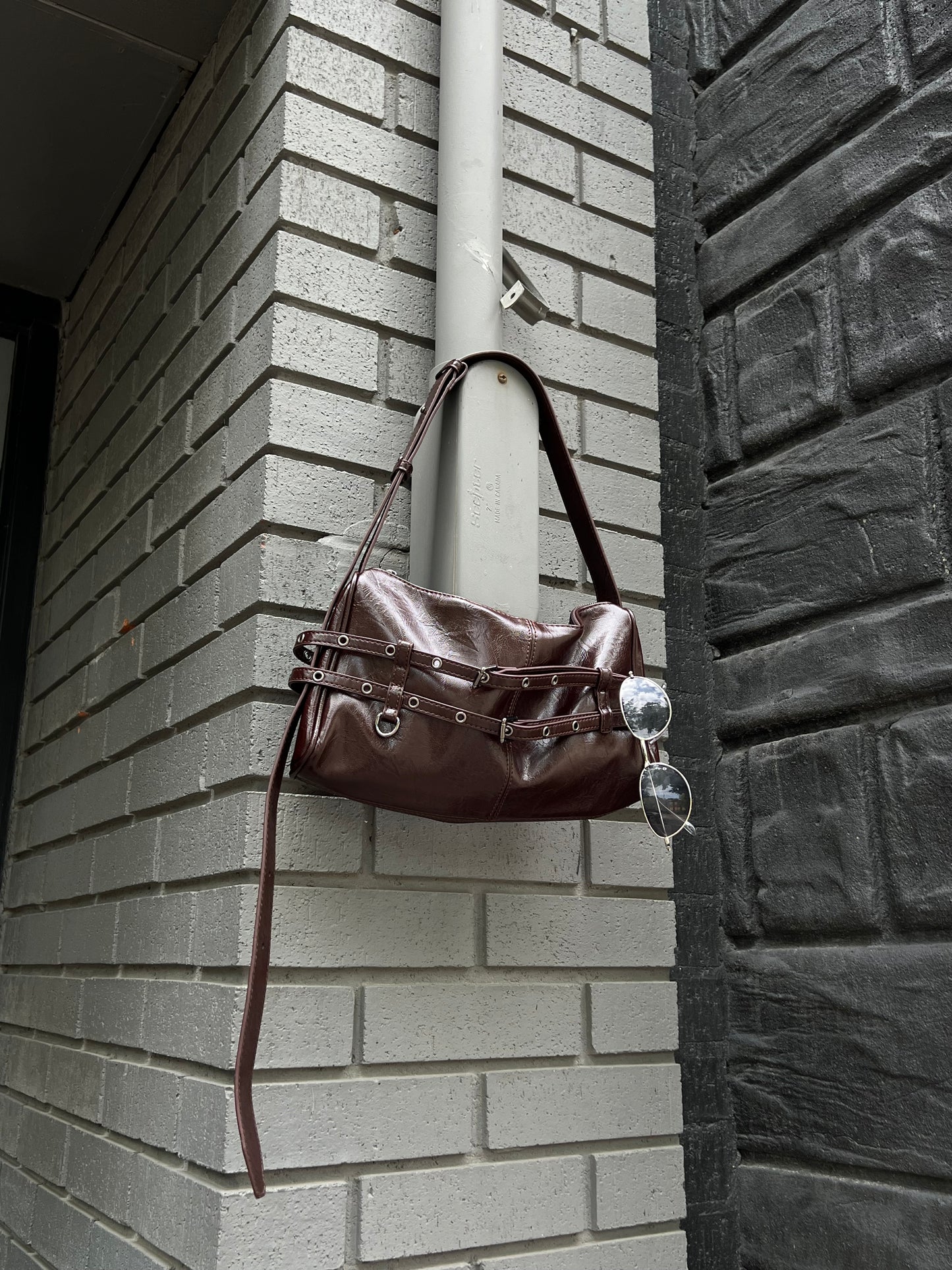 BALLY Belted bag
