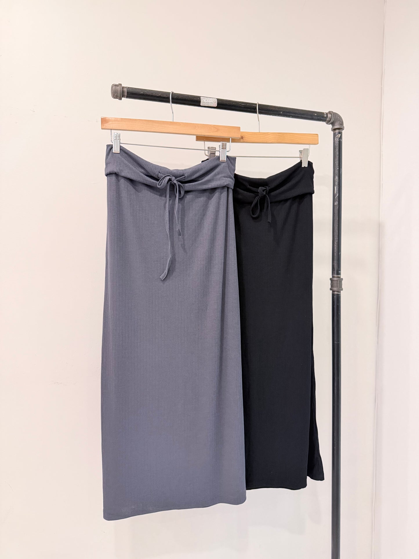 NAOMI Fold-over skirt