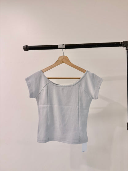 TABITHA Pearl button top