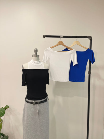 REESE Off-shoulder top