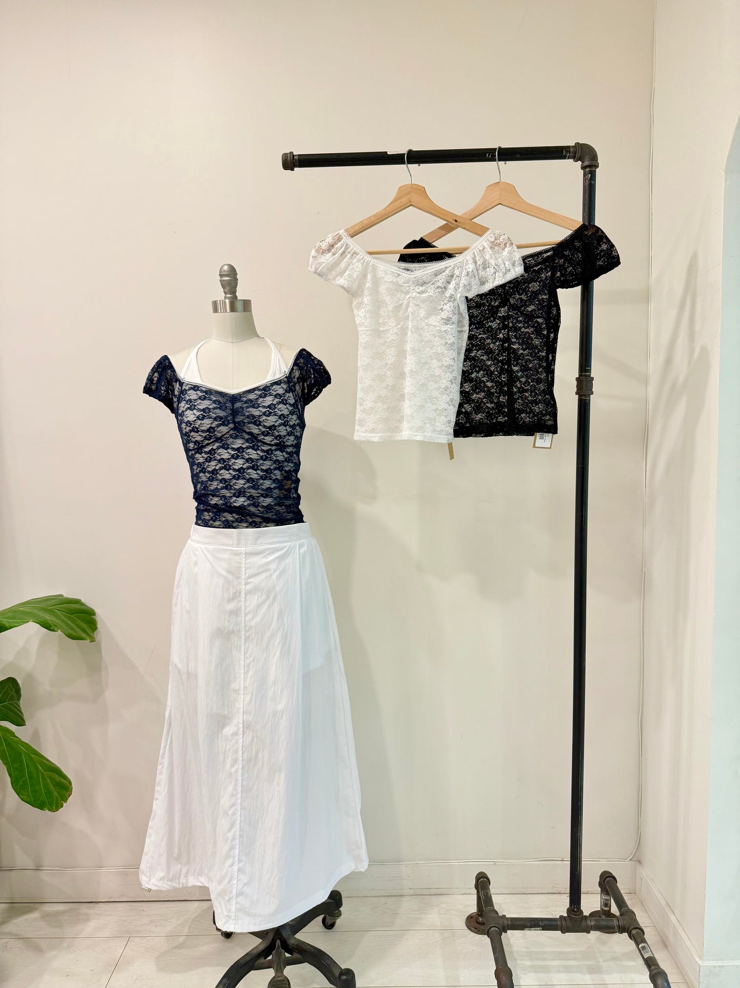 MILLER Lace top