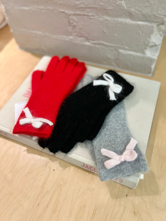 BETTA Bow angora gloves