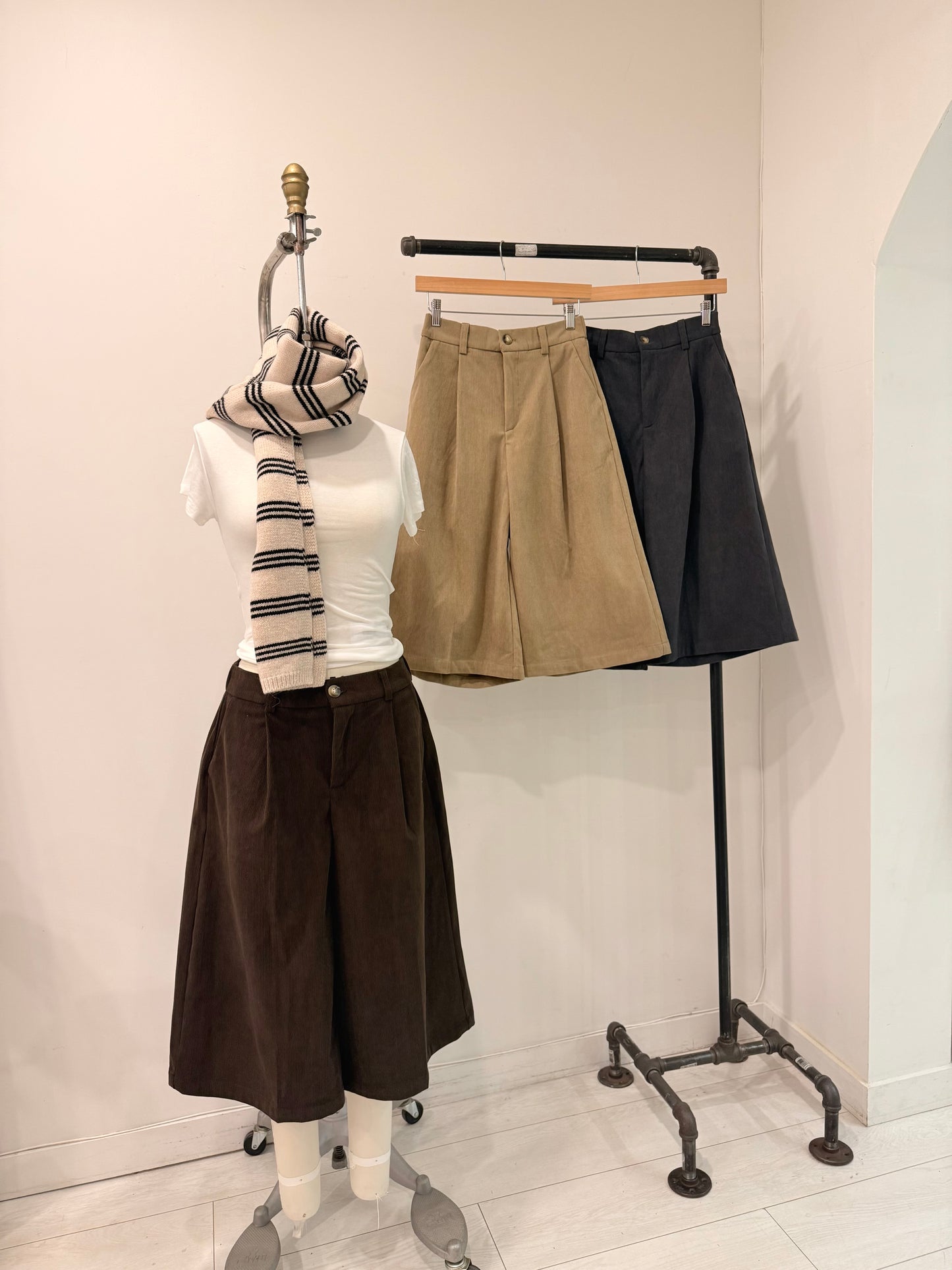 TRIS Corduroy culottes