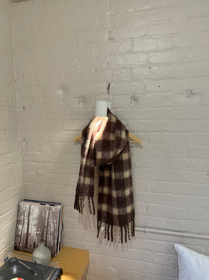 KUSA Checker scarf