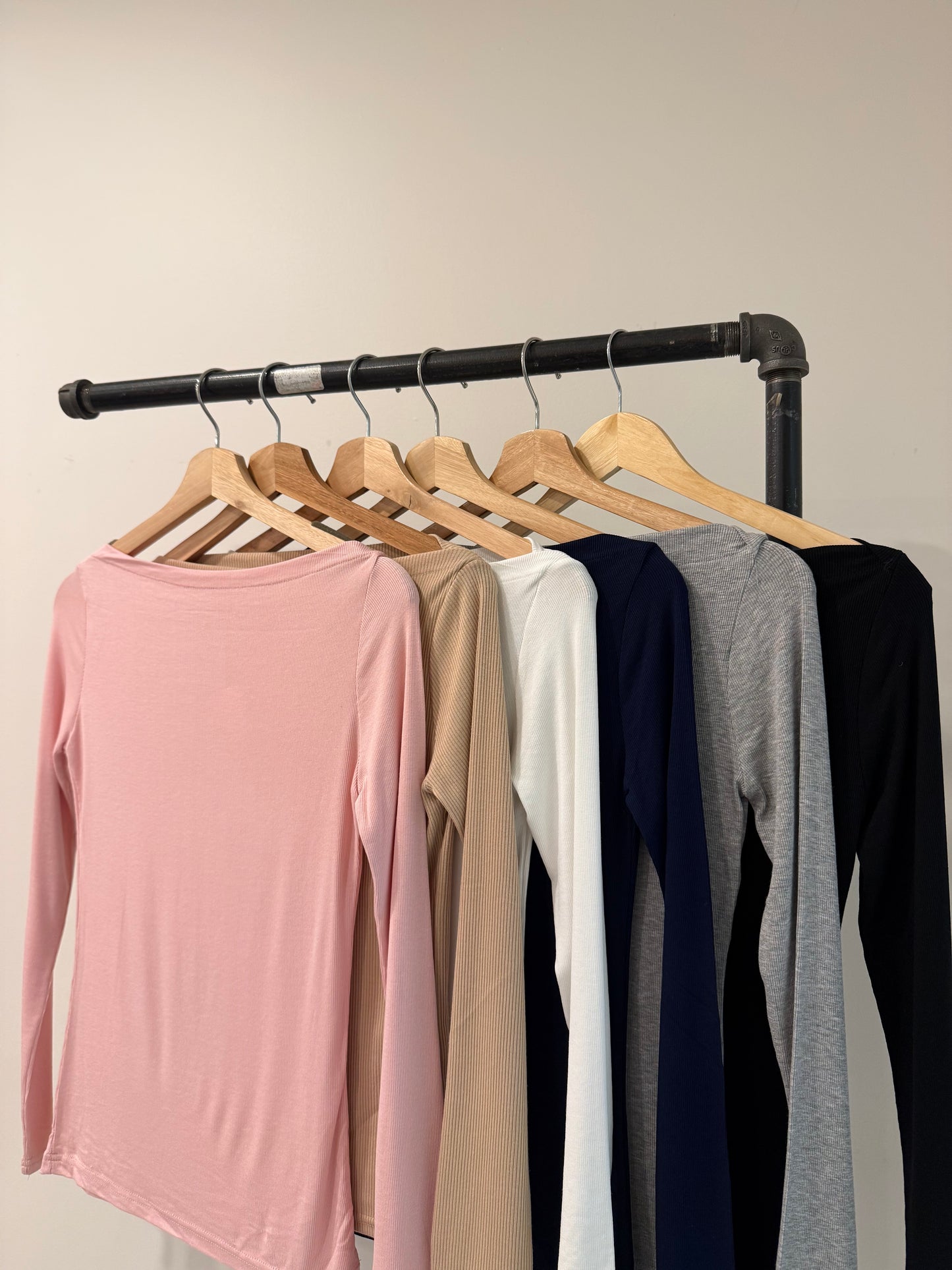 SHEENA Boatneck top