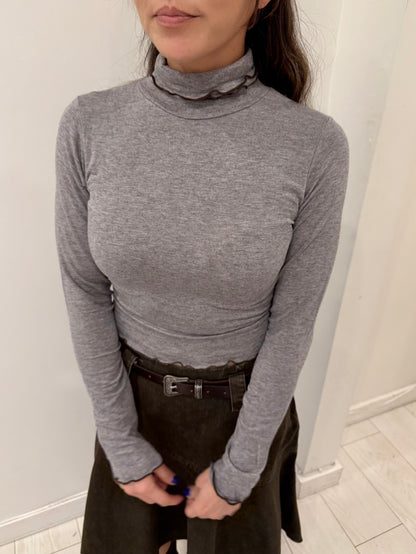 TOUCH Lettuce edge turtleneck top