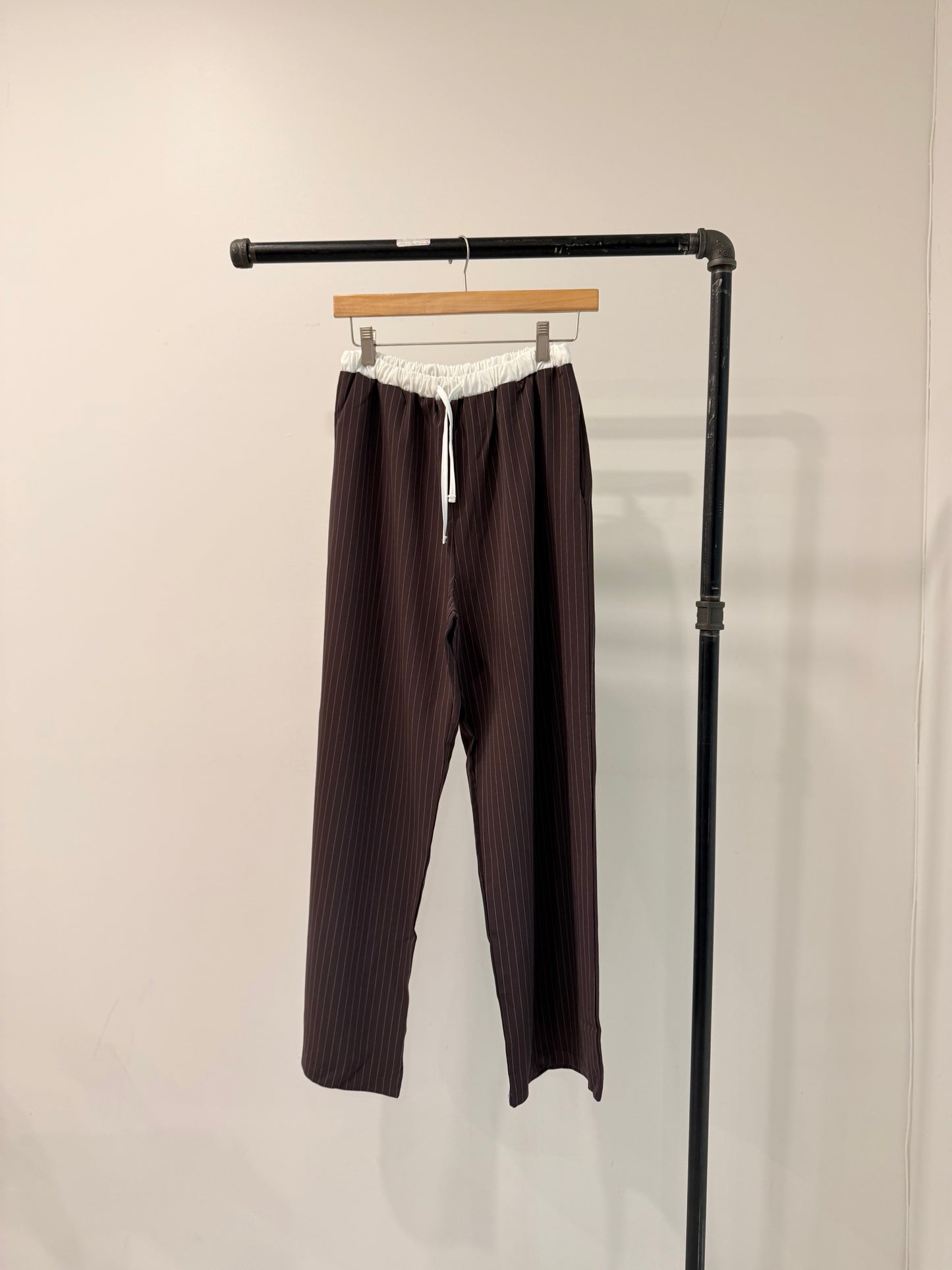 TREDA Pin-striped trousers