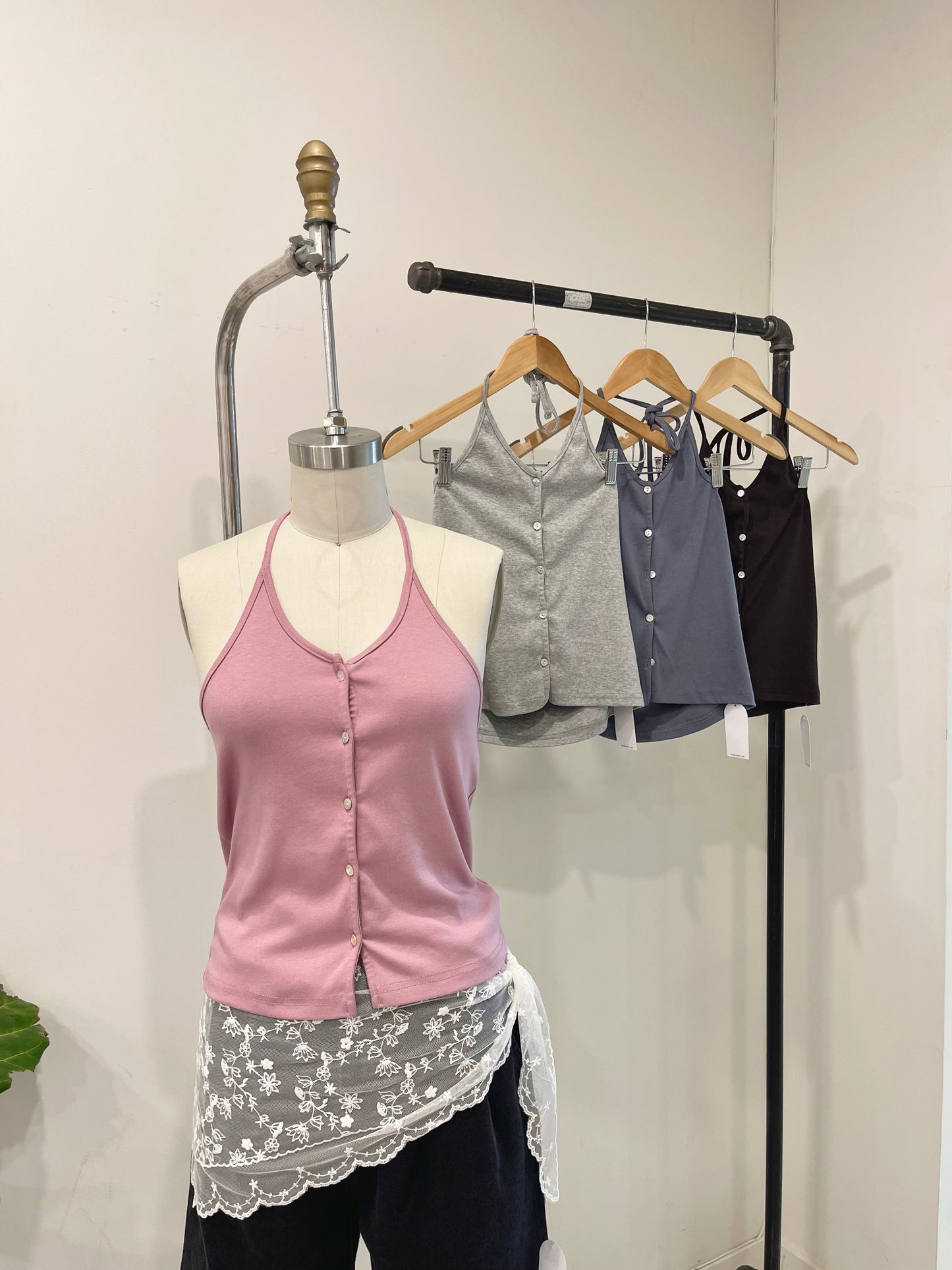 SHAW Halter top