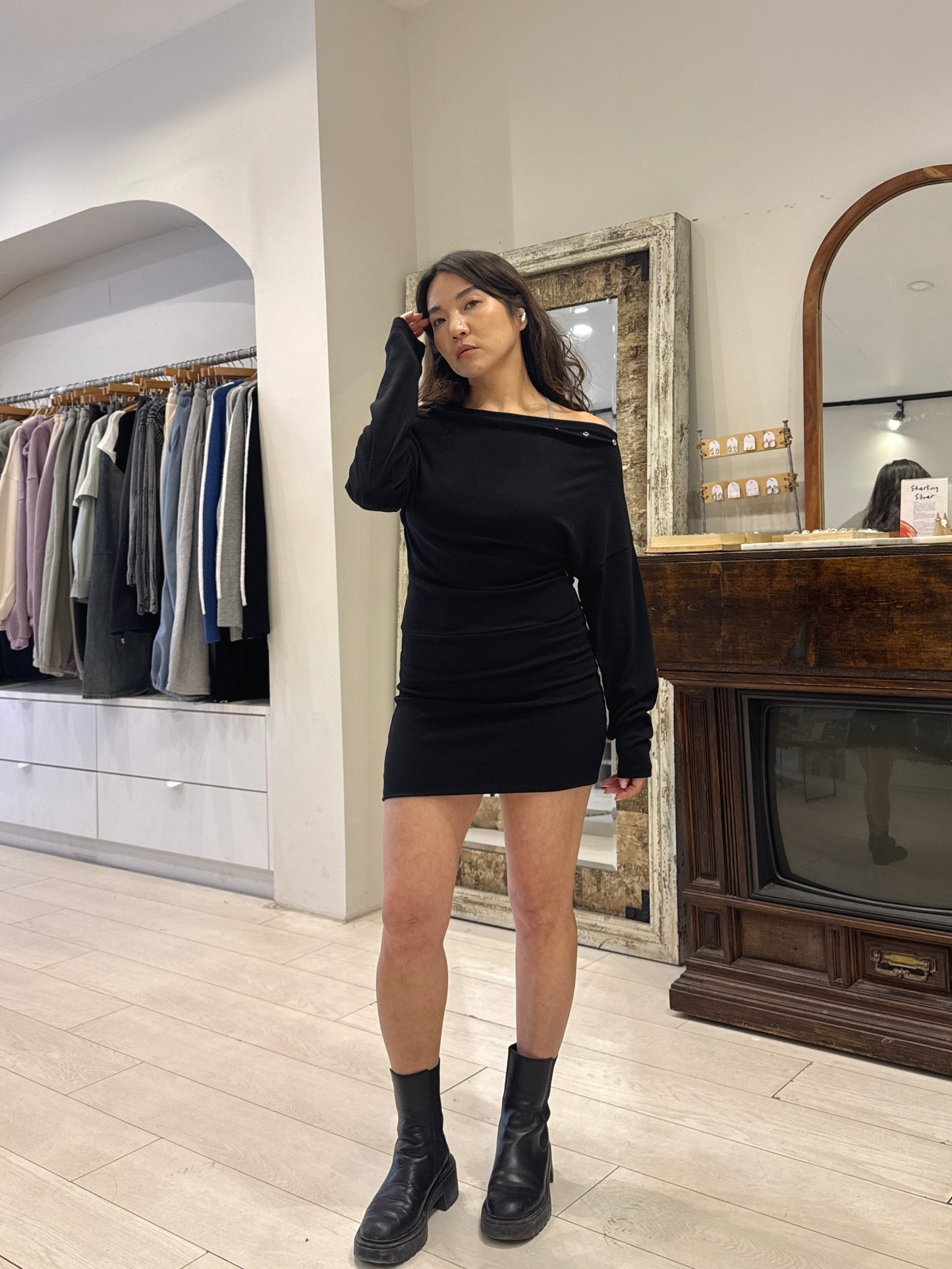 BOUT One shoulder grommet dress