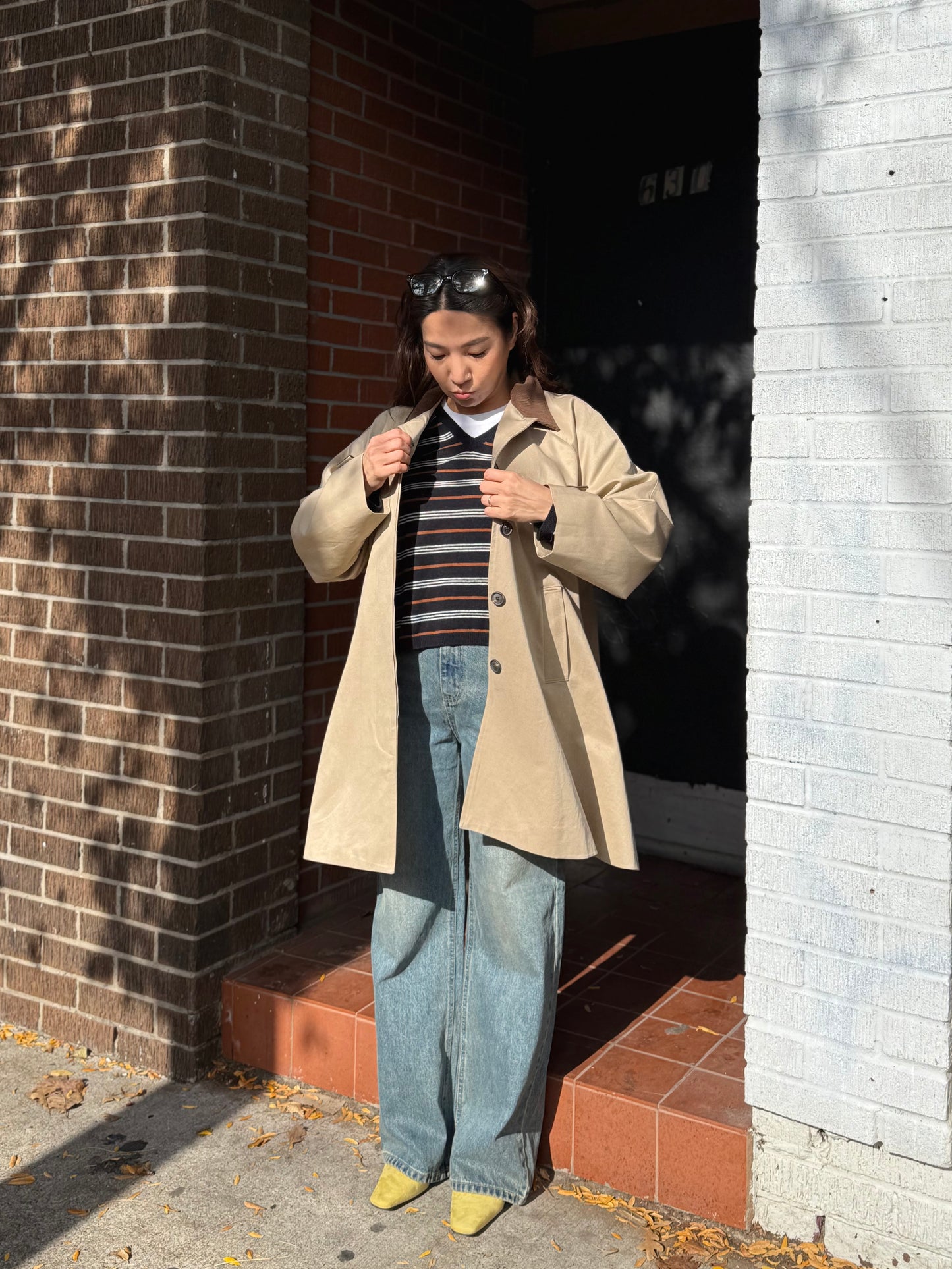 BEADA Corduroy collar trench coat