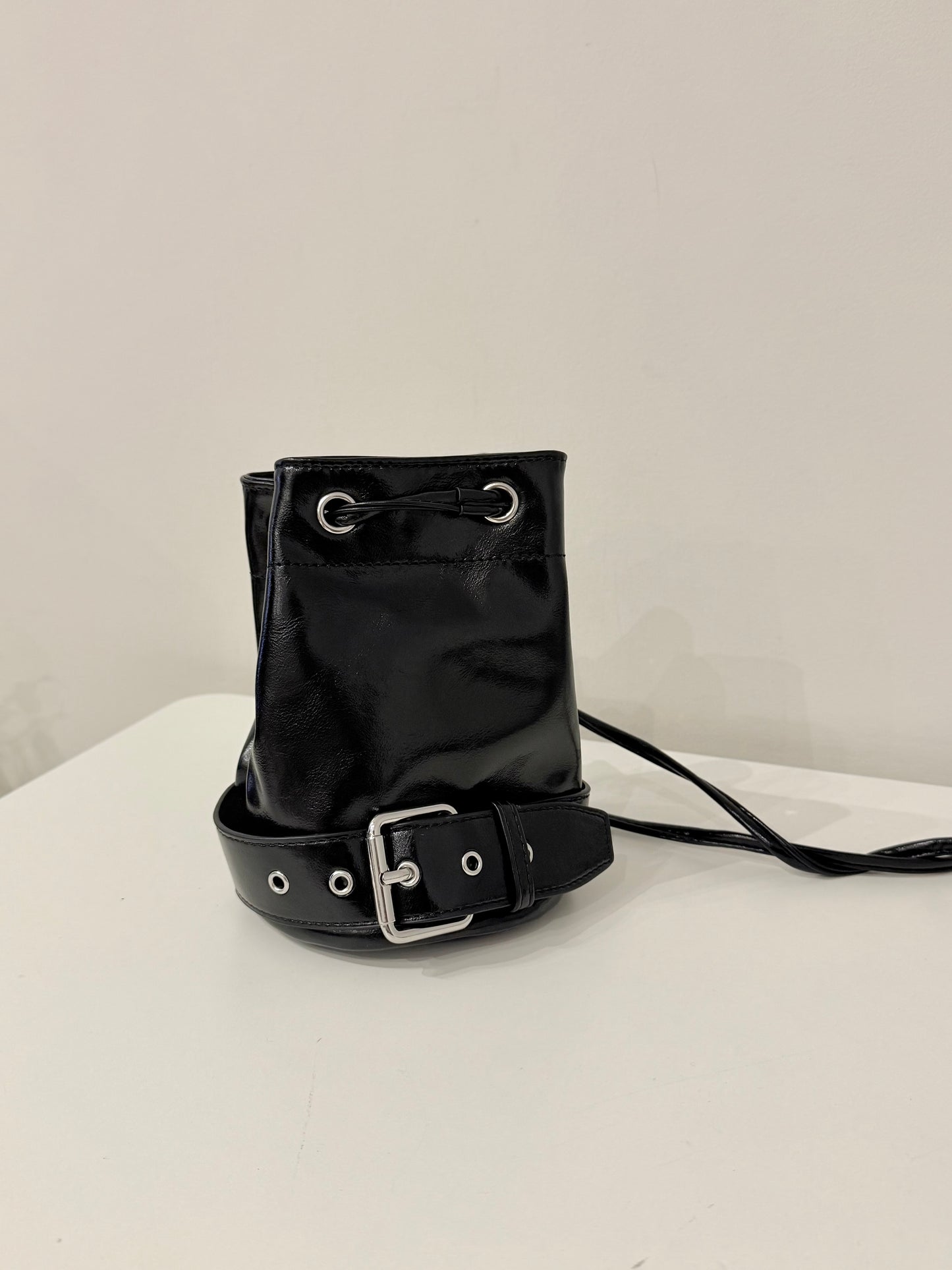 BITE Mini bucket bag